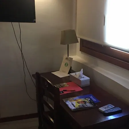 Muralleta Hotel Riba-Roja De Turia