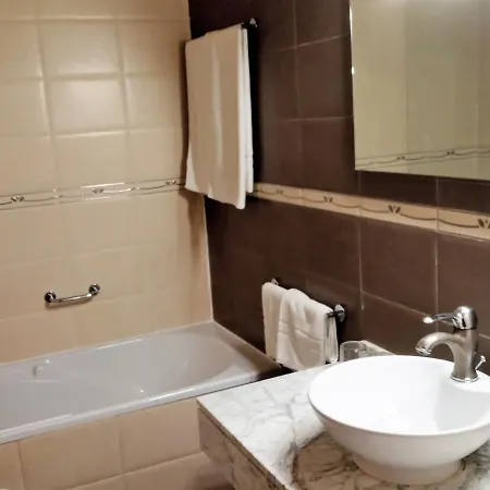 Muralleta Hotel 3*
