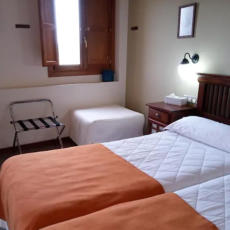Hotel Muralleta 3*