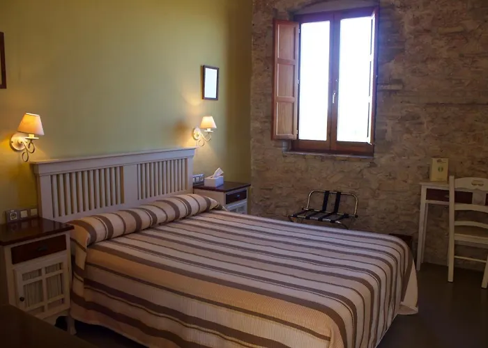 Muralleta Hotel 3*