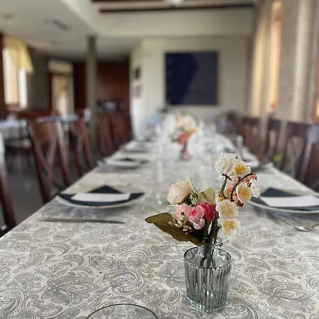 Muralleta Hotel Riba-Roja De Turia