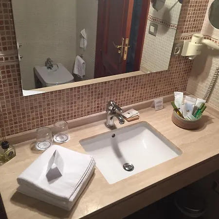 Muralleta Hotel Riba-Roja De Turia